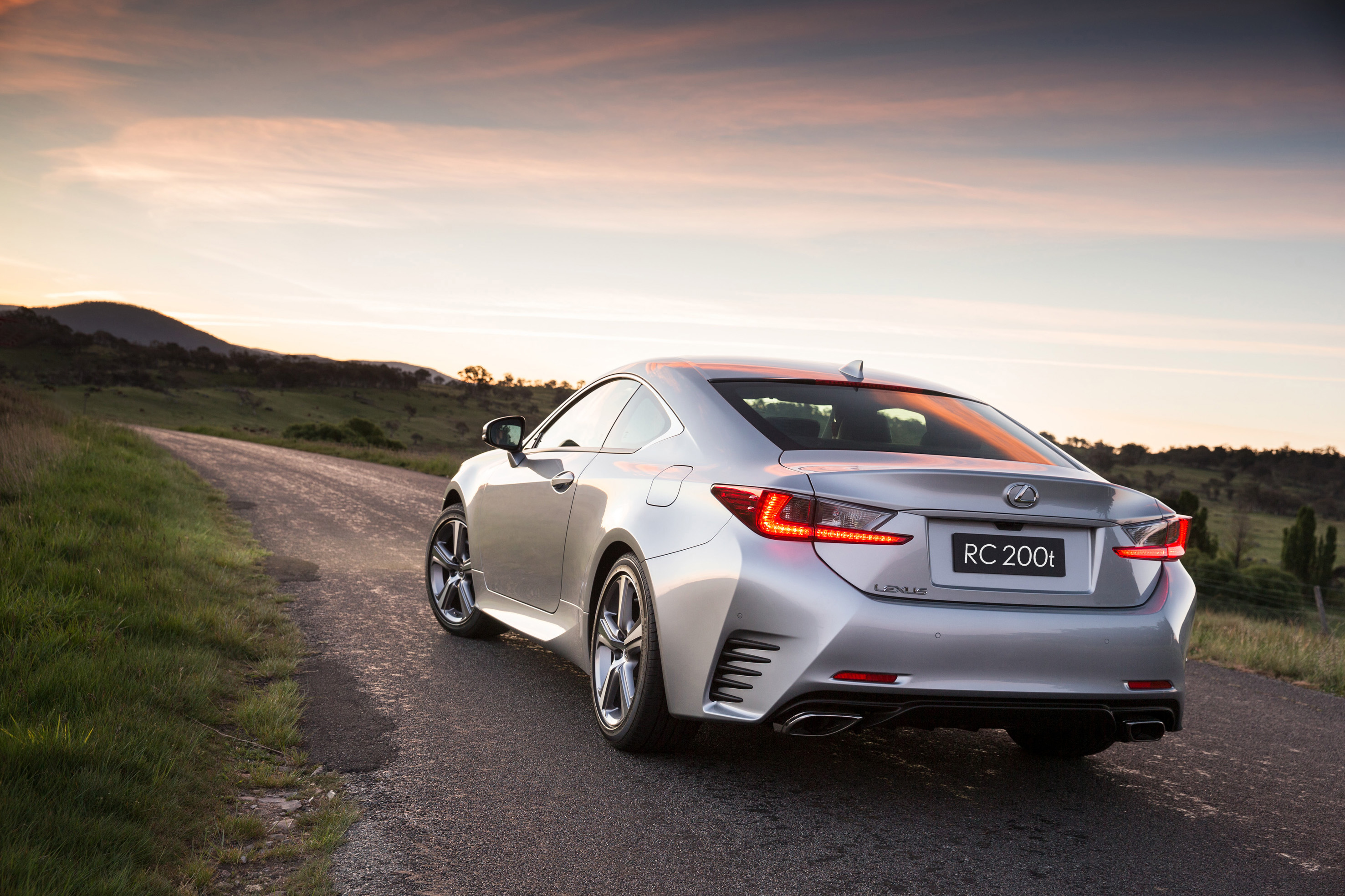 Lexus RC200t: The sweet spot-Autodealer