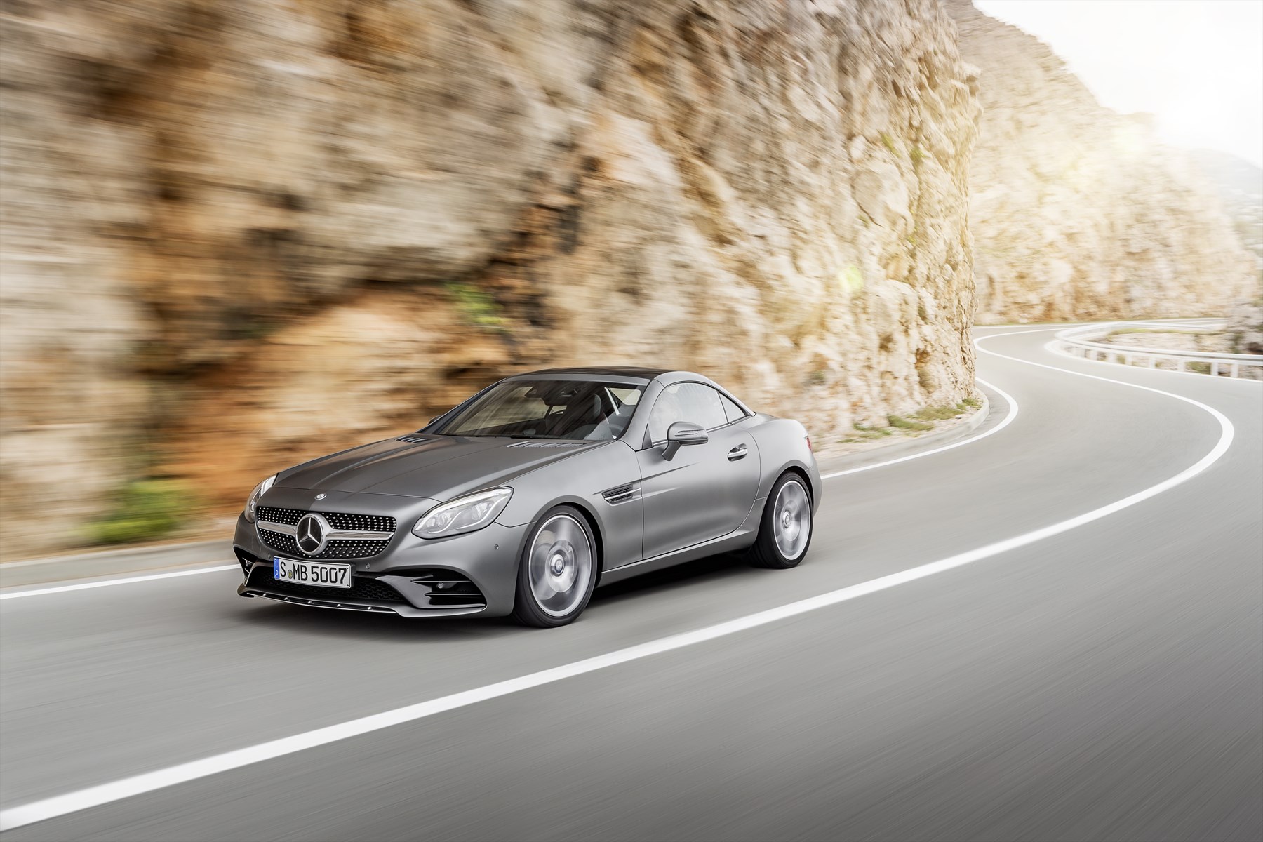 Mercedes-Benz and Mercedes-AMG model assault-Autodealer