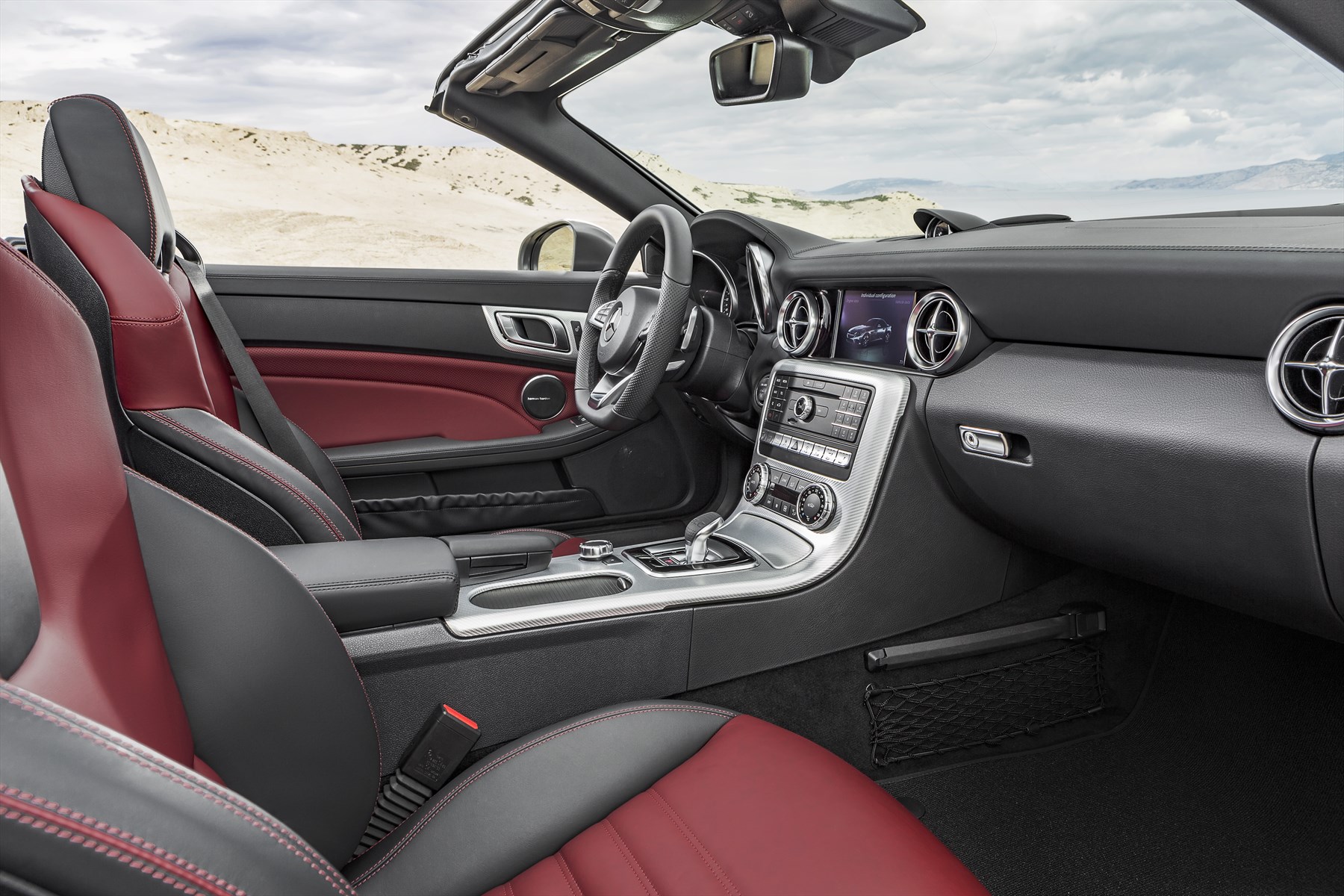 Mercedes-Benz and Mercedes-AMG model assault-Autodealer