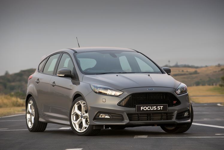 Ford’s improved Focus ST impresses-Autodealer