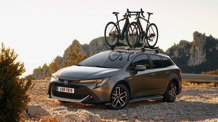 GRMN Toyota Corolla gains momentum as Geneva bound GR Sport and Trek debut-Autodealer