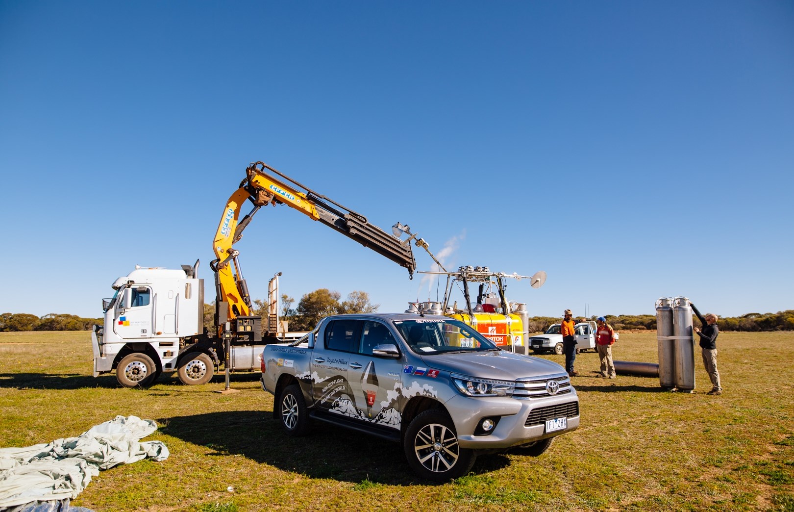 Helped around the world with a Hilux-Autodealer