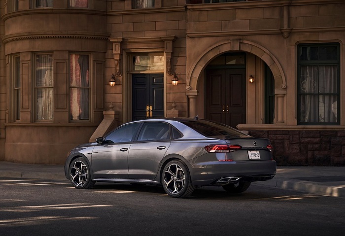 US Volkswagen Passat bows with a new face and more tech-Autodealer