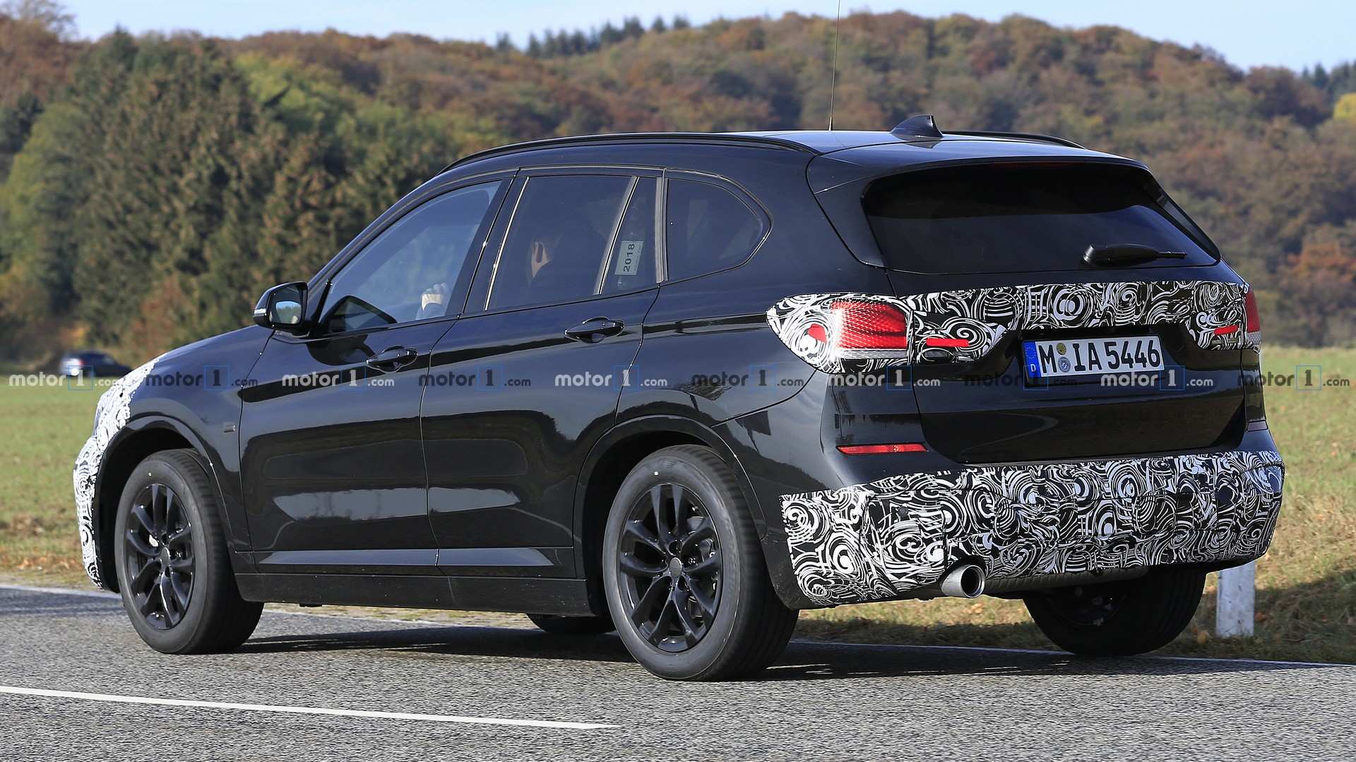 BMW’s smallest X model readying its new face-Autodealer
