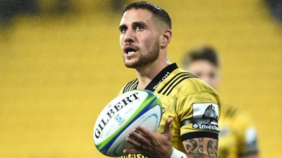 Two-try Marchant gives Super Rugby leaders Stormers the Blues