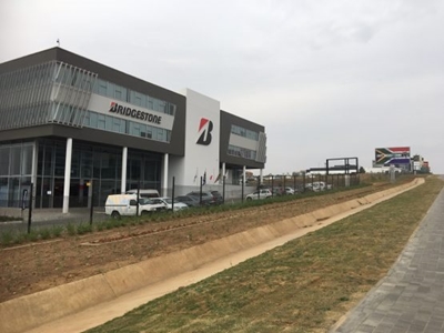 Bridgestone invests R700m in SA tyre plants and signs taxi deal