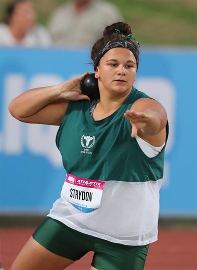 Meike Strydom skitter in Goudstad