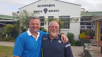 Vreugdevure vlam vir Alhan en Wayne