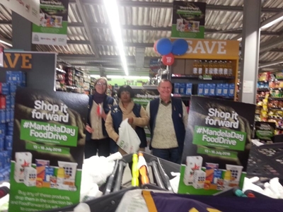 Lions, Pick n Pay join hands for food collection