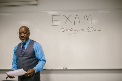 Umalusi worried about load shedding but DBE trusts ‘daytime light’ to save exams