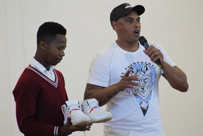 Anti-drug crusaders target schools