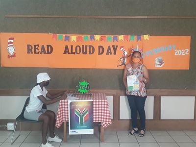 Libraries spread the word