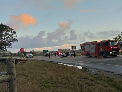 Vrou sterf in ongeluk naby lughawe