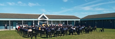 Skool neem nuwe biblioteek en bronnesentrum in gebruik
