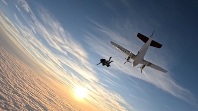 Get your name in the skydiving record books