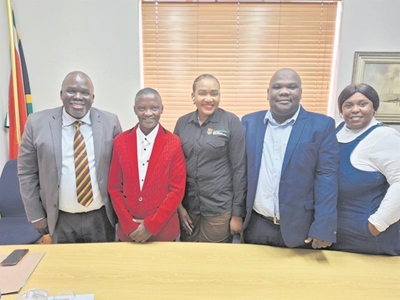 Deputy Minister of Human Settlements visits Knysna