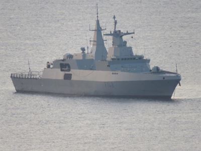 Friggit, it's a frigate!