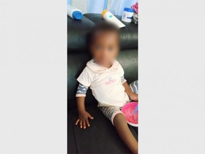 Baby girl found alone in Roodepoort street