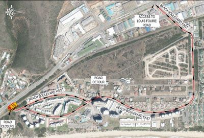 Notice of intersection closure at Louis Fourie Road and Beach Blvd West