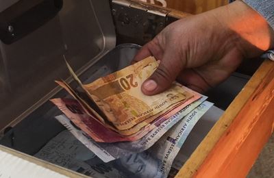 2 cases of fraud reported