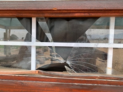 Life cancels market after burglaries