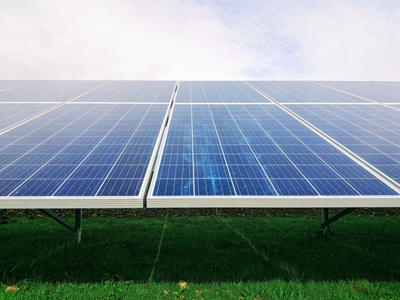 Green-energy initiative takes shape