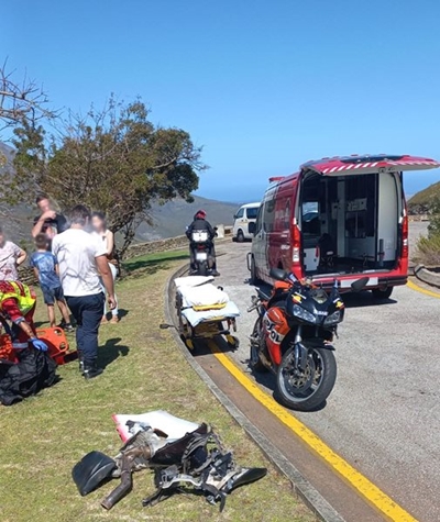 Motorfietsongeluk in Outeniquapas
