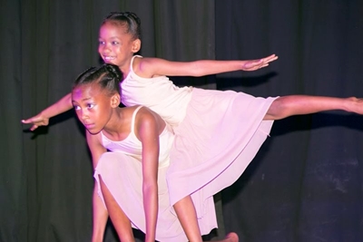 Young 'seeds' blossom on stage