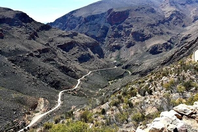 Verken 21-bergpasse binne 'n 130 km radius vanaf Caltizdorp