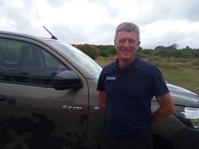 Freddie Stander wen borgdag op Boggomsbaai