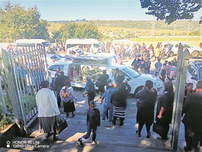 Unease in Hornlee as alleged killer roams free