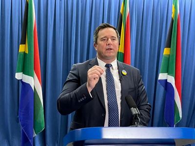 Steenhuisen implores South Africans to take war in Ukraine seriously