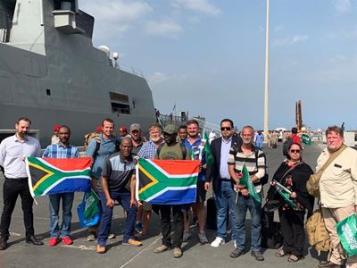 Georgiet se senutergende vlug uit Sudan