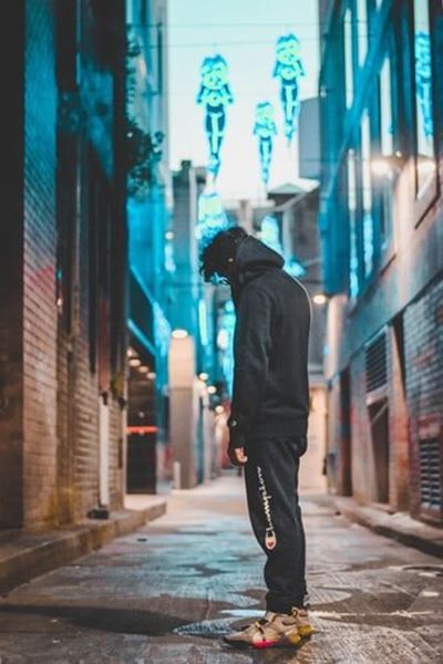 Boys who are cyberbullied more likely to engage in risky sexual behaviour