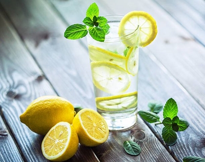 The benefits of lemon water