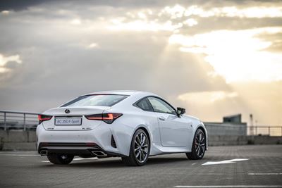 New Lexus is one good-looking car