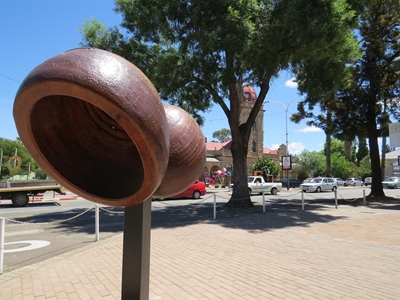 Experience Makitmooi art installations