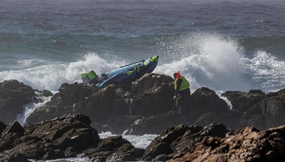 Video wys hoe boot omslaan in Trans Agulhas resies