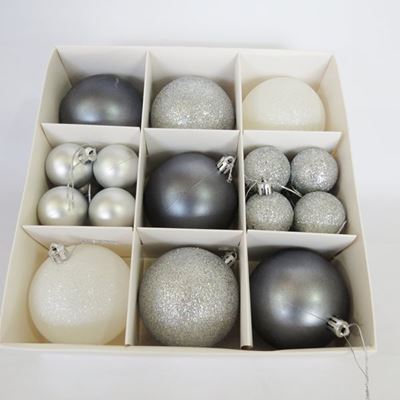 Festive shopping at Seasonal Living