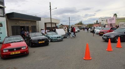 Show en Shine-motorskou op Oudtshoorn