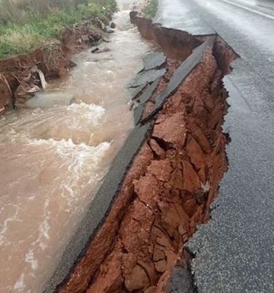 Flooding and damaged roads in Gauteng after heavy rains