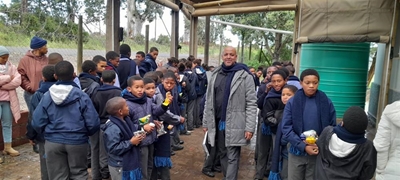 Scarves for the school kids of Diepkloof Primêre Skool