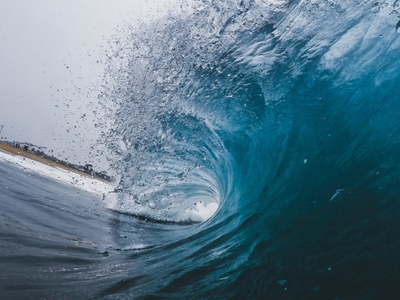 Beware of sudden large waves today 