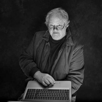 Catch Jacques Pauw on cigarette ban and illegal trade 