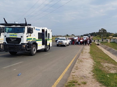 Peaceful march on its way to municipality