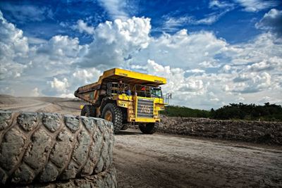 Heavy vehicle and logistics operators are encouraged to apply for Smart Truck permits