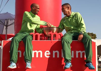 Bosman en April tem Knysna-bosmarathon