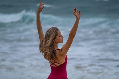 Young dancer directs full-scale entertainment show at Arts Theatre