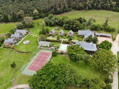 Swartvlei Guest Farm offers genuine country charm