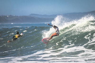 Big surf at Vic Bay GrompComp